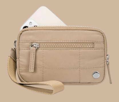 STRAVERO™ Essential Wristlet